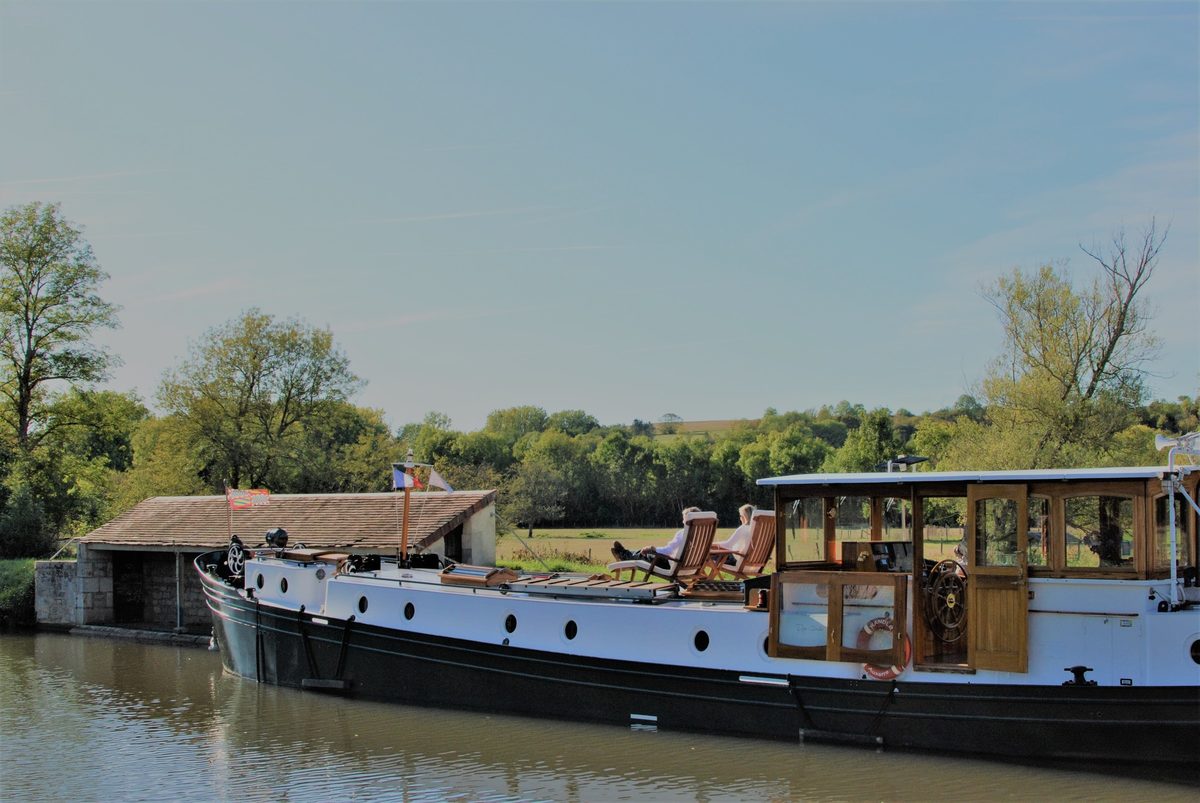 The Randle, a luxury private charter hotel barge, cruising in Burgundy